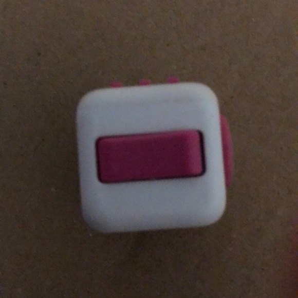 4/$15 Fidget cube - Picture 6 of 6
